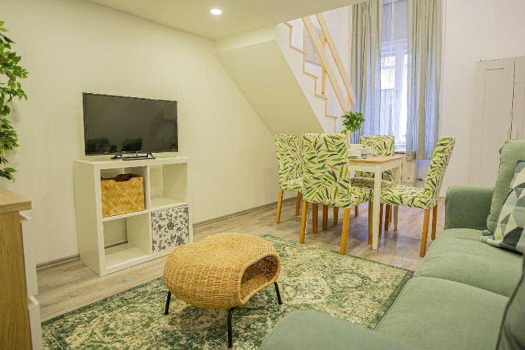 Apartament Cosy Flat In Akacfa Str., Aya