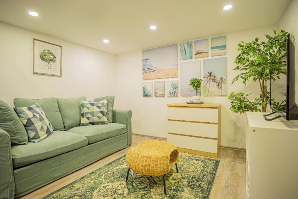 Cosy Flat In Akacfa Str., Aya Appartamento Budapest