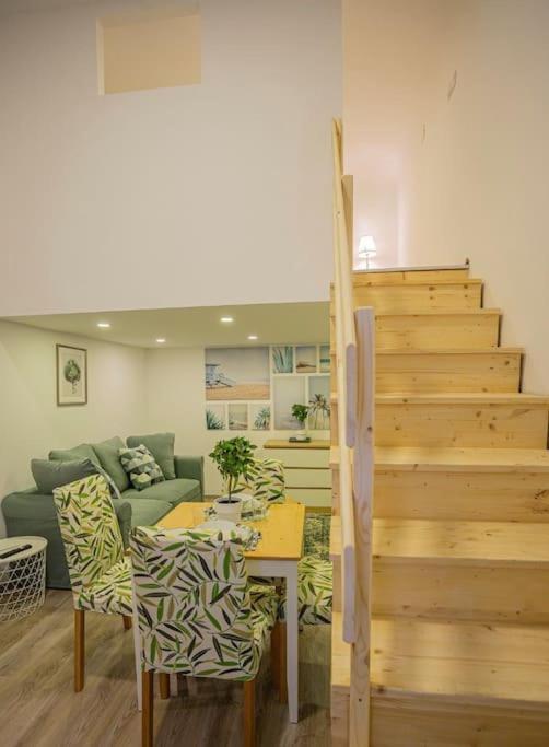 Cosy Flat In Akacfa Str., Aya Appartamento Budapest